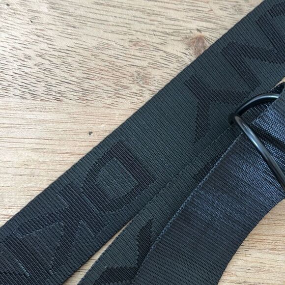 DKNY logo Webbing belts unisex men’s women’s. One size - Picture 3 of 8